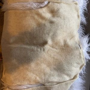 Abercrombie & Fitch Sweater